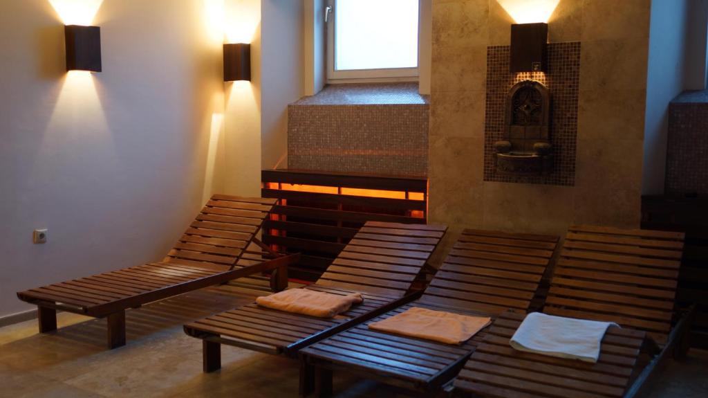 Park Hotel Pelikan Szombathely Ngoại thất bức ảnh